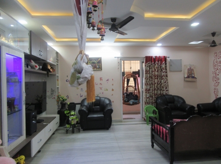 1) Li id : 144 - Hall.JPG